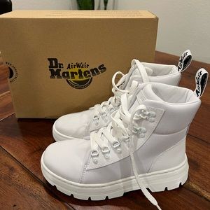 Dr. Martens Air Wair white boots size 7 - Worn once. In Excellent condition!
